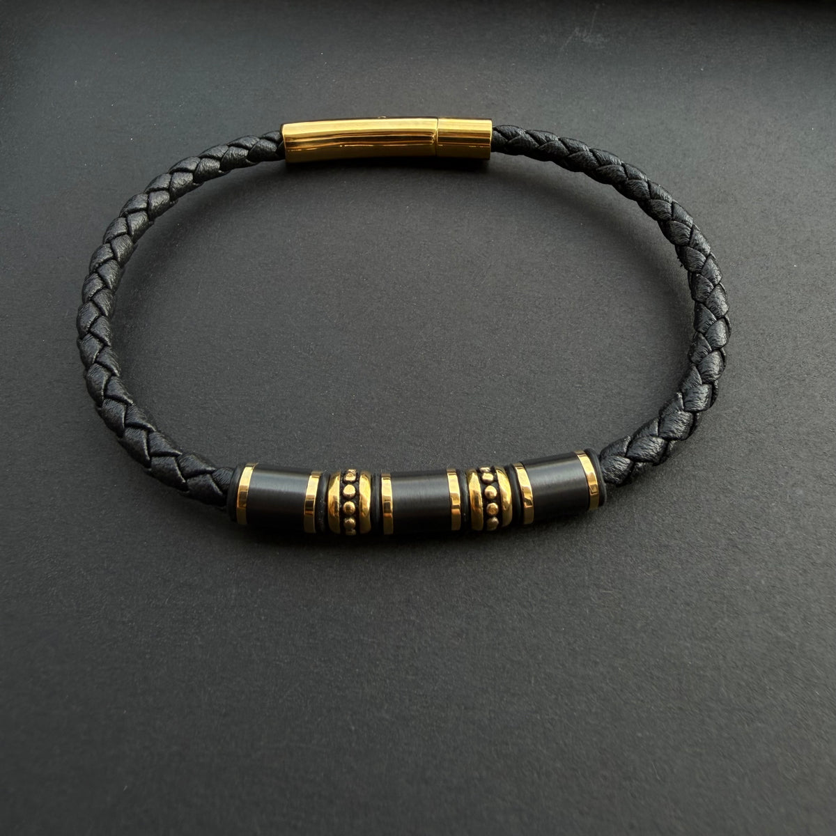 LEATHER MEN’s BRACELET