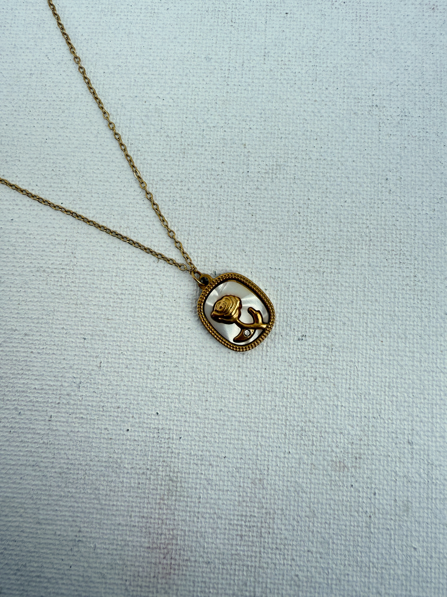 Timeless Petal Unisex Neck Chain