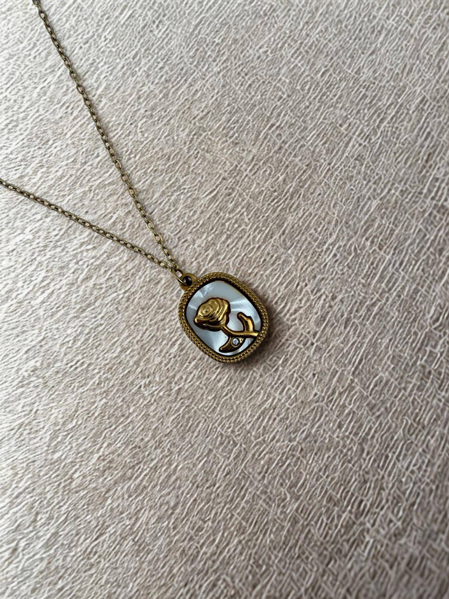 Timeless Petal Unisex Neck Chain
