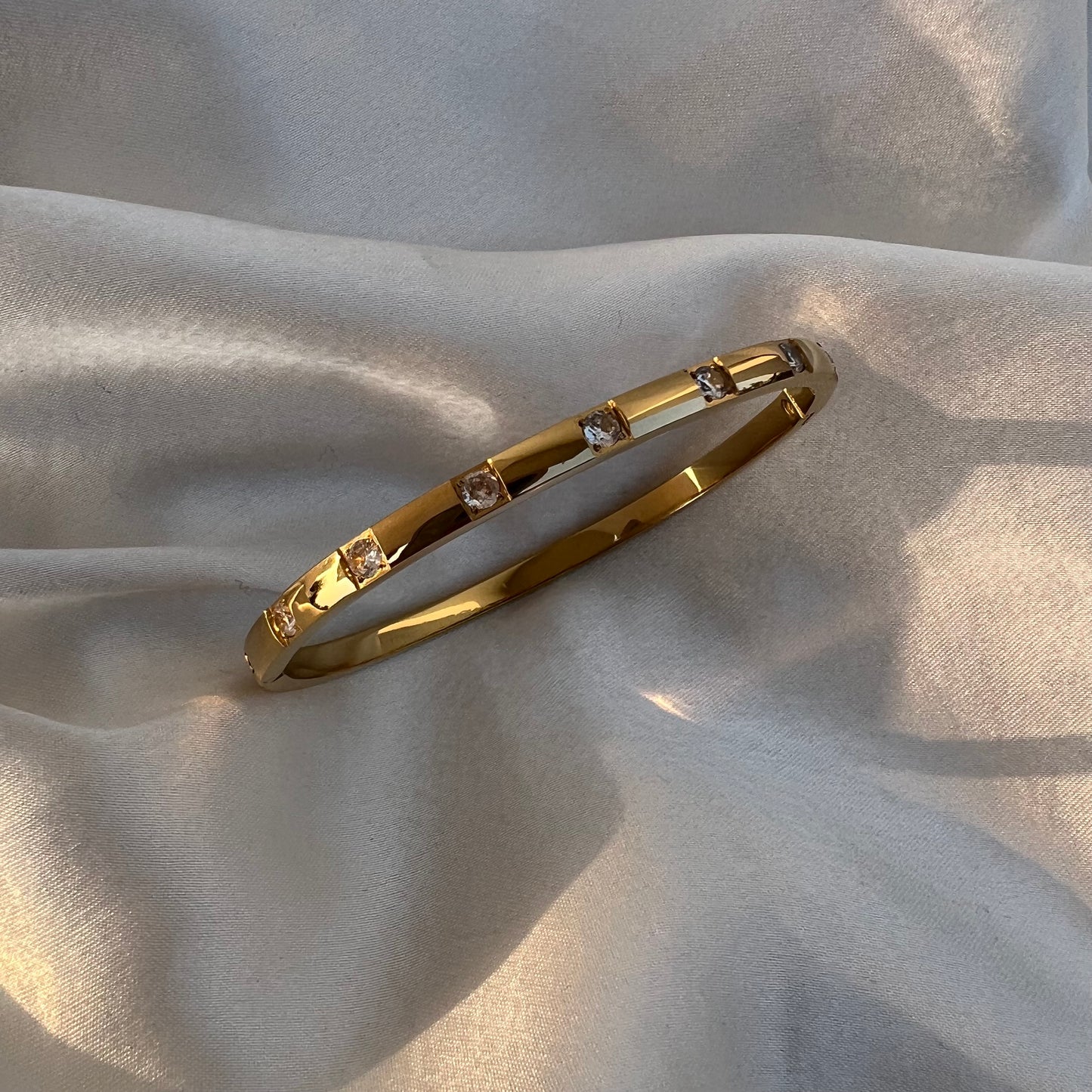 Dainty Darling 18k Gold Plated Bracelet