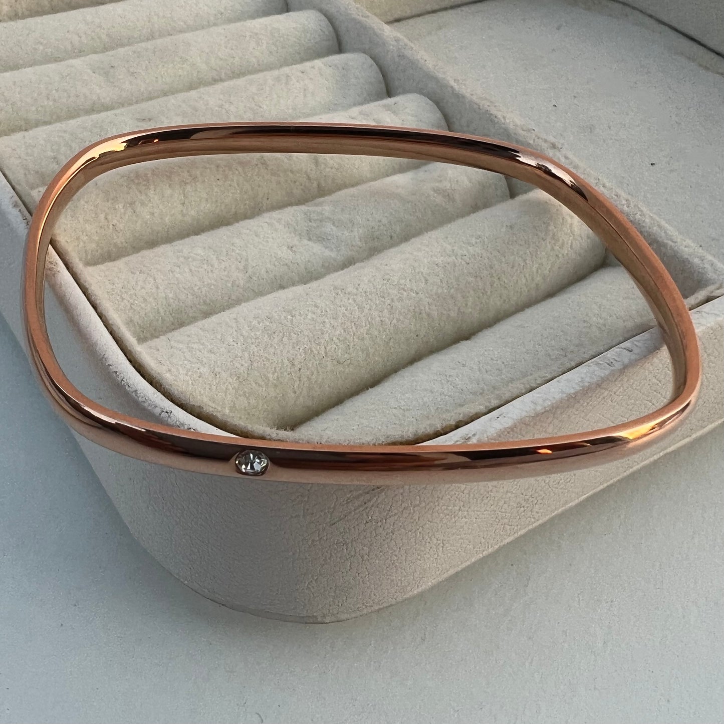 Unisex Sleek Bracelet