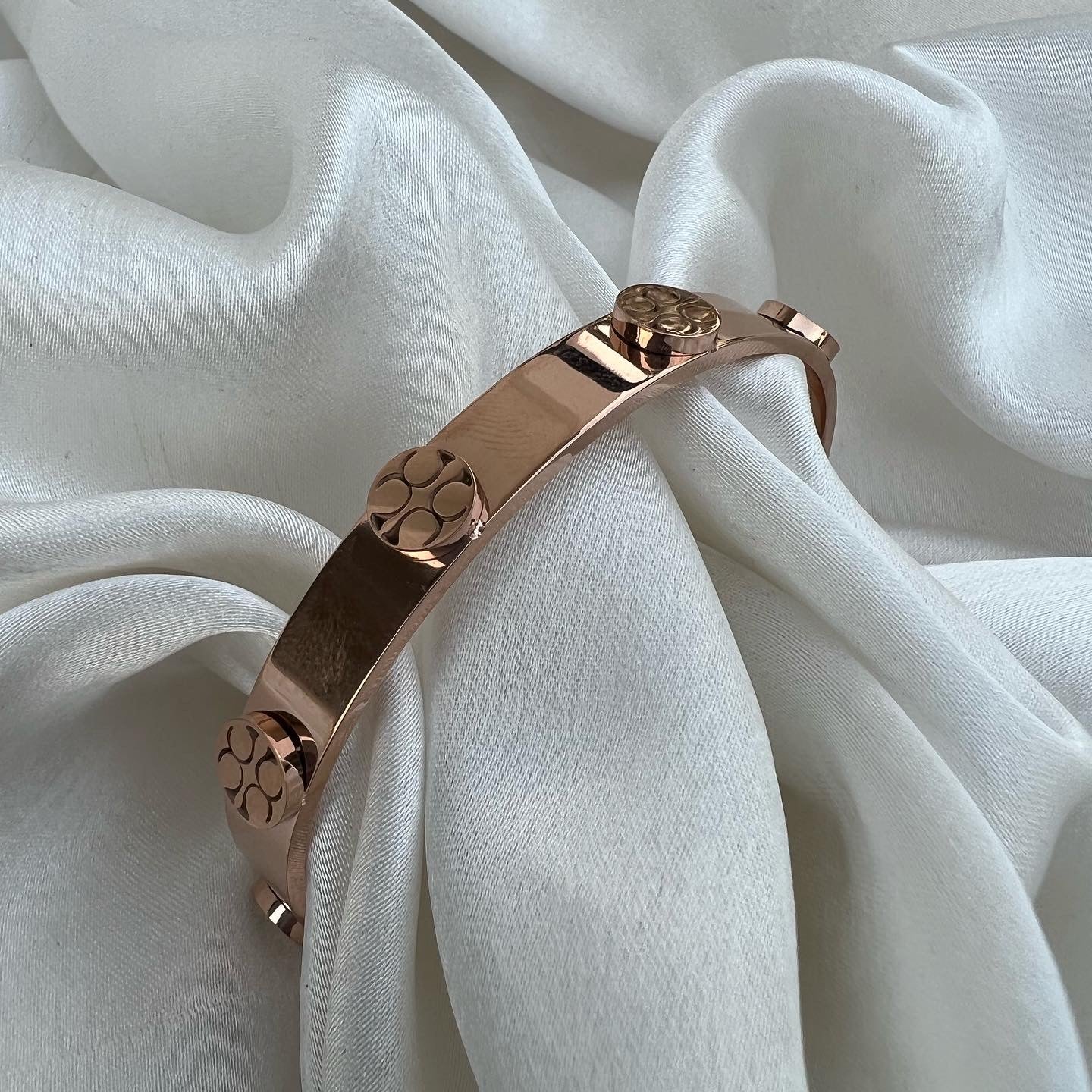 Lux Adjustable Bracelet