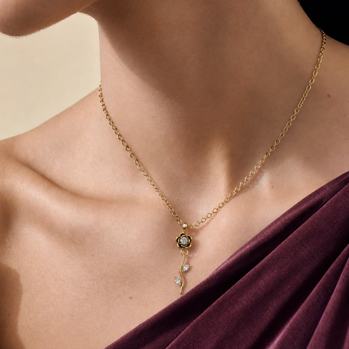 Rose Noir Neckchain