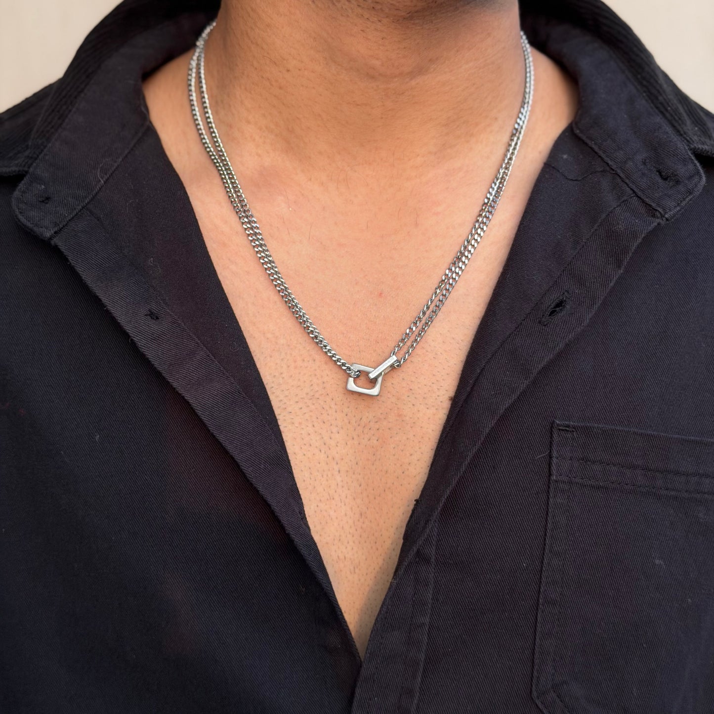 BOLT LINK DOUBLE CHAIN