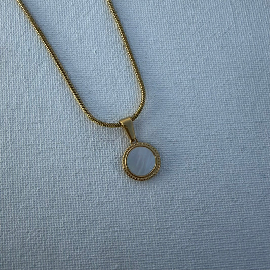 MOTHER OF PEARL UNISEX CHAIN