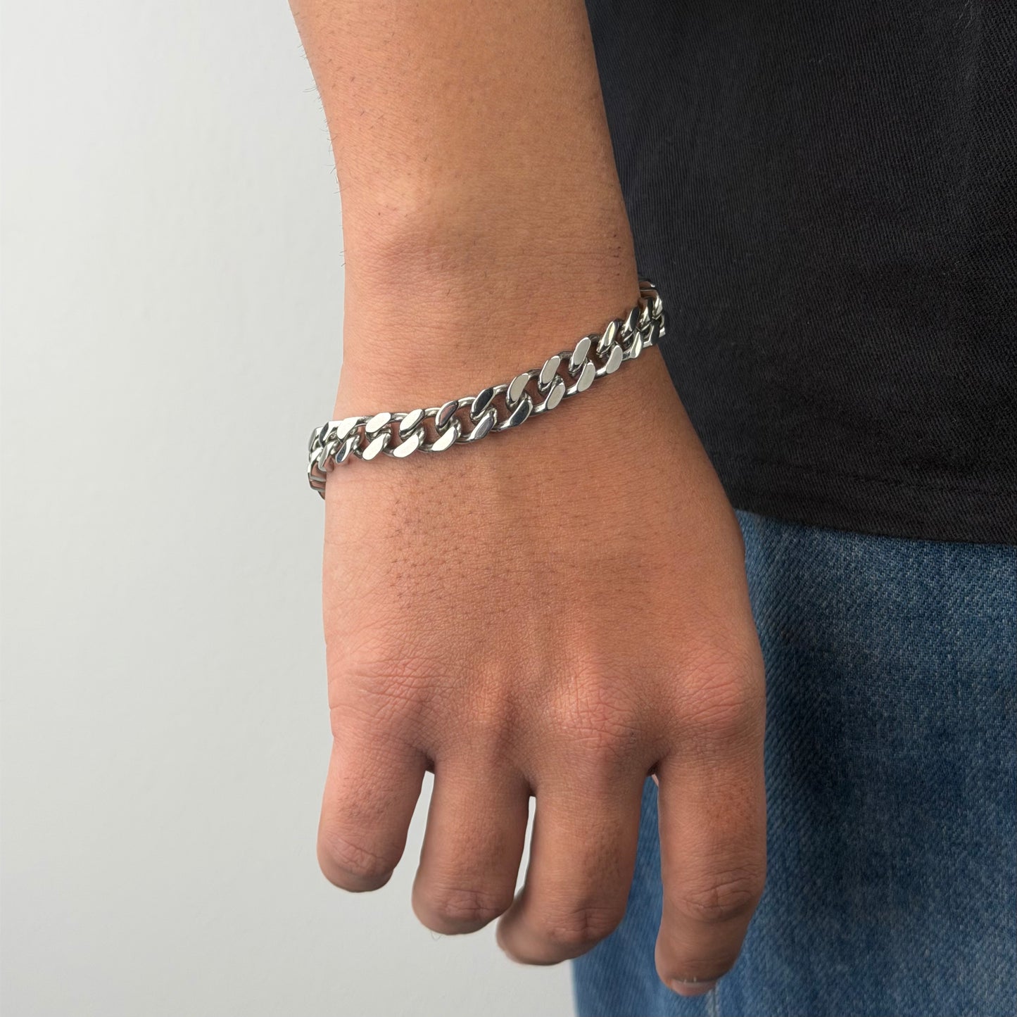 Linkup Sliver Unisex Bracelet