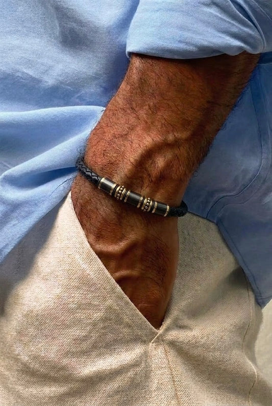 LEATHER MEN’s BRACELET