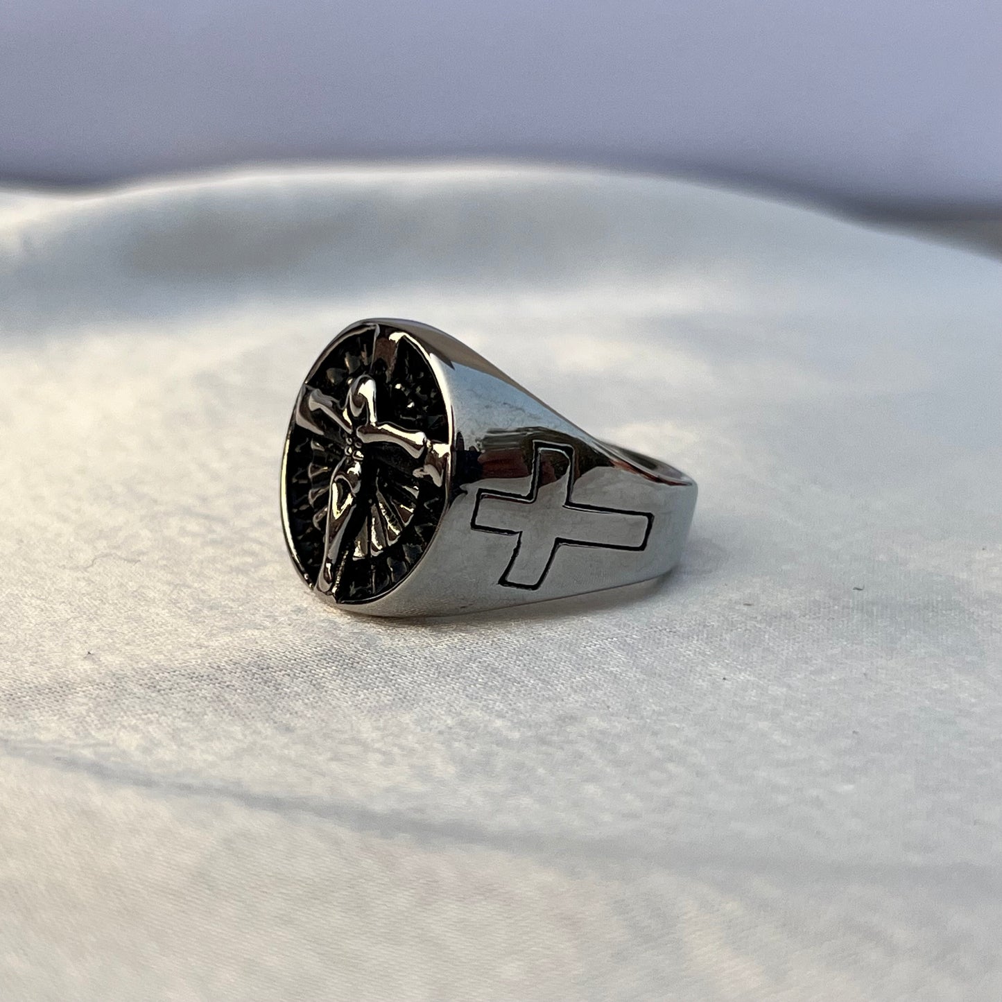 Cross Statement Unisex Ring