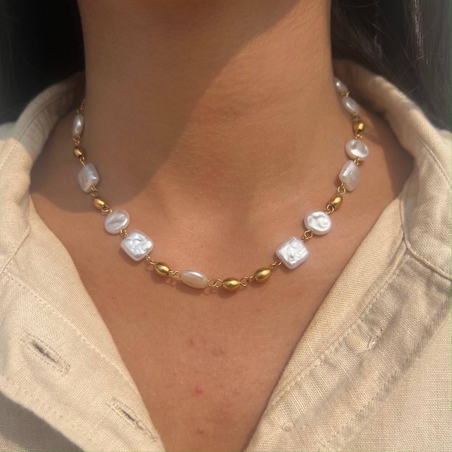 Pearly Gold Necklace