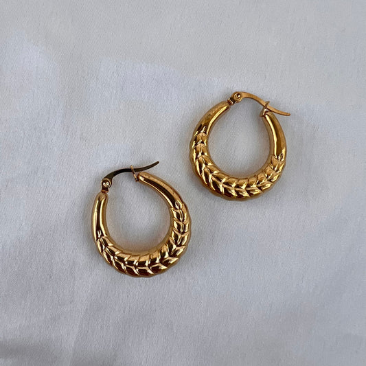 Becca Hoops