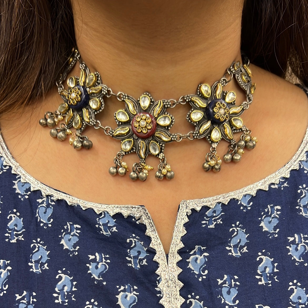 Amaira Floral Fusion Choker Set