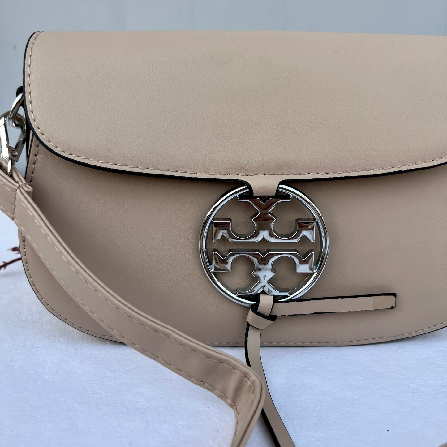 Amore Adjustable Sling Bag